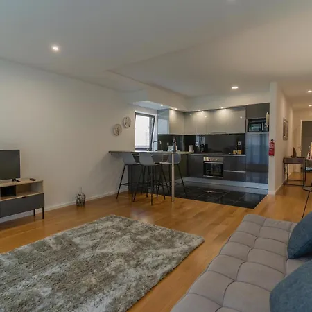 Apartment Carreira