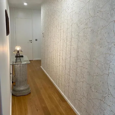 Carreira Apartment *