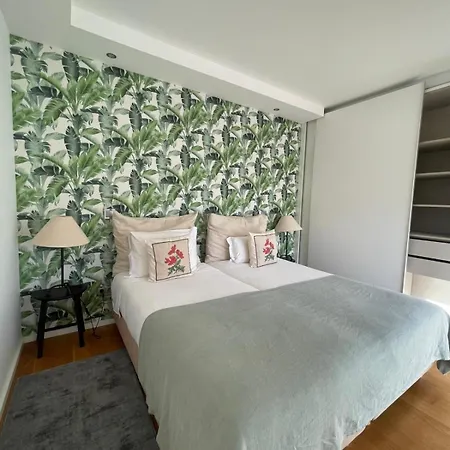Apartment Carreira *