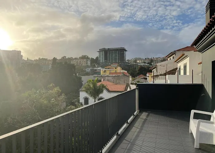 Lägenhet Carreira Funchal (Madeira)